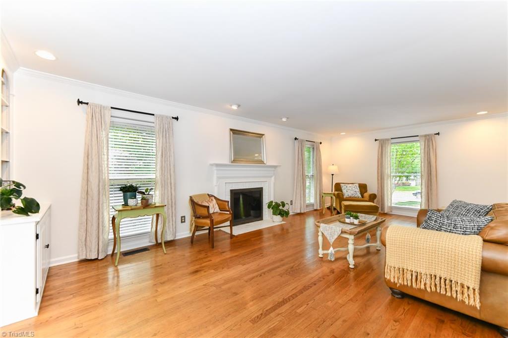 3708 Wynnewood Drive, Greensboro, North Carolina image 9