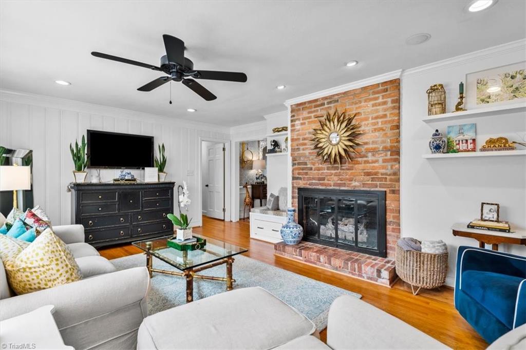 Greensboro, North Carolina 27410, United States, 4 Bedrooms Bedrooms, ,3 BathroomsBathrooms,Residential,Active,94436