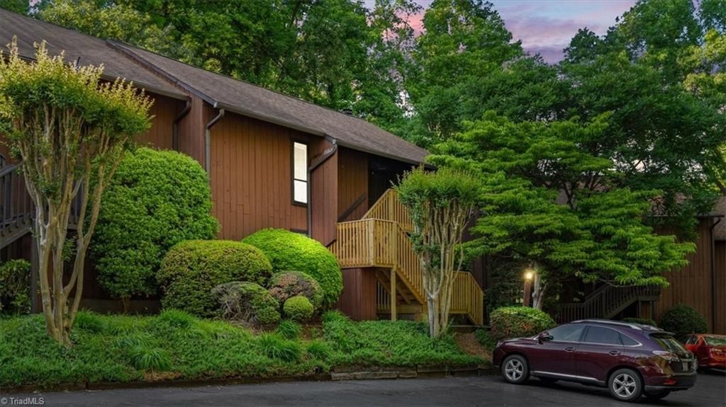 Photo of 116 Cedar Lake Trail, Winston-Salem, NC 27104 (MLS # 1218627)