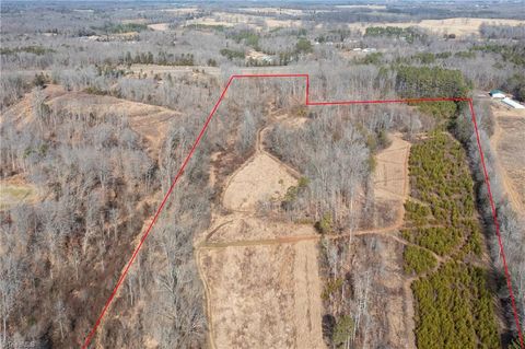 Vacant Land For Sale - Tennyson Lane<br/> Davie County, Mocksville, NC 27028