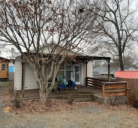 MLS: 1172809