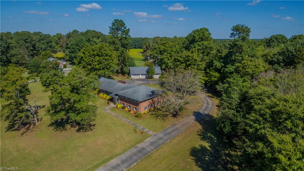 3272 West Center Street Extension, Lexington, North Carolina image 38