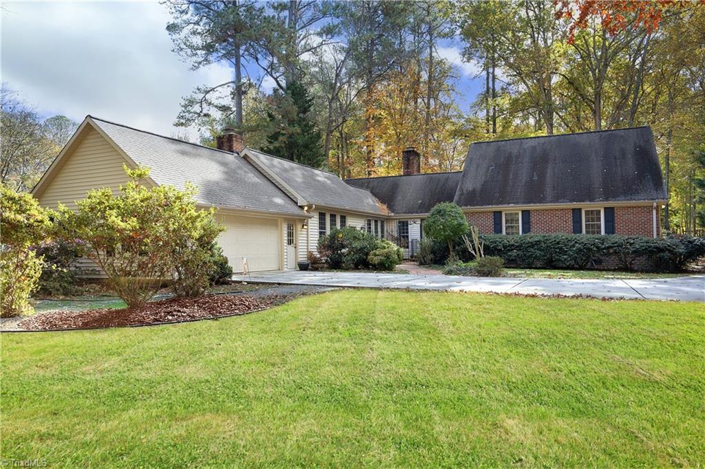 108 Saddle Ridge Road, Chapel Hill, North Carolina image 2