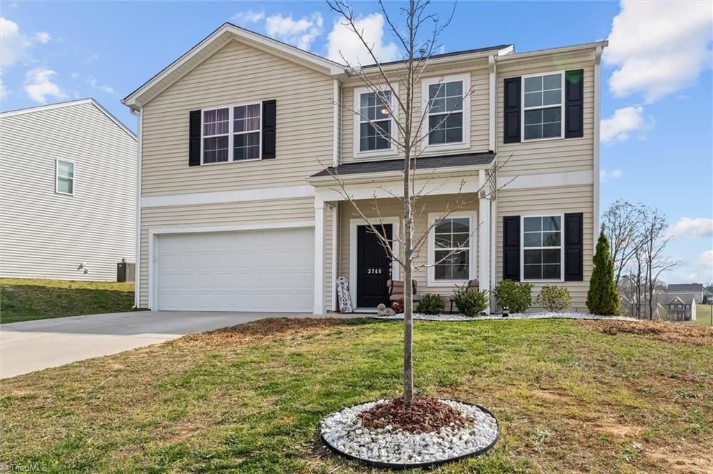 Photo of 3748 Streamside Drive, Thomasville, NC 27360 (MLS # 1214016)