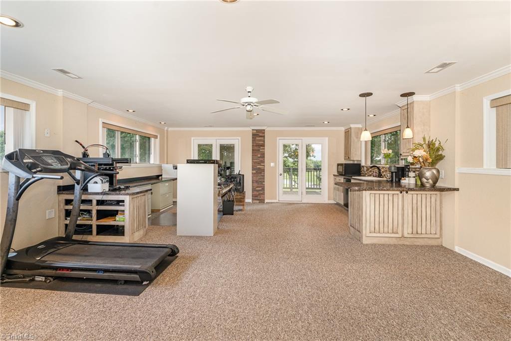 381 Wendy Oak Road, Reidsville, North Carolina image 32
