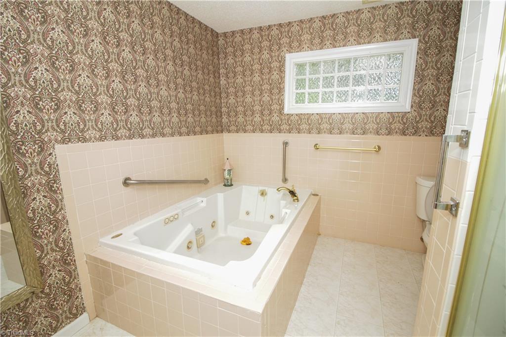 1402 Wendell Avenue, High Point, North Carolina image 25