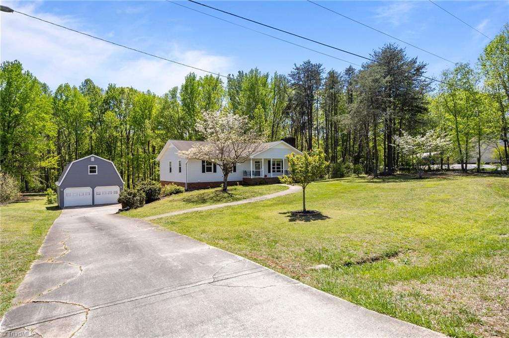 7300 Danay Drive, Kernersville, North Carolina image 34