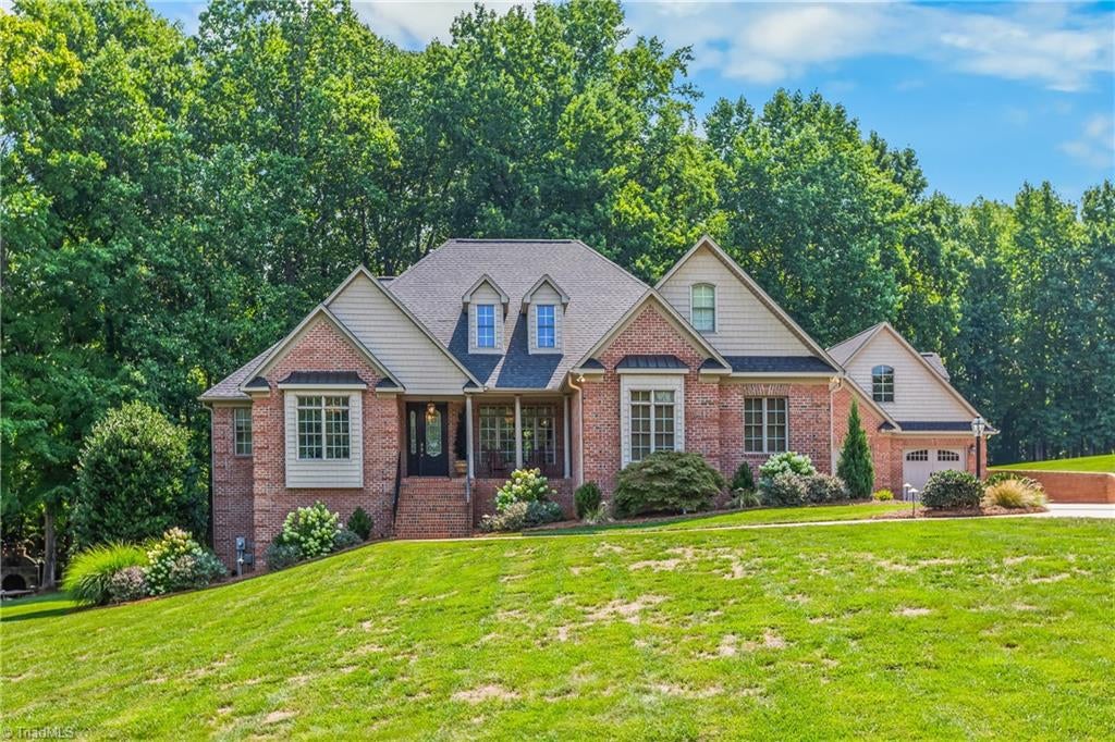 Photo of 3546 Canter Drive, Trinity, NC 27370 (MLS # 1231023)