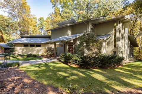 A home in Thomasville