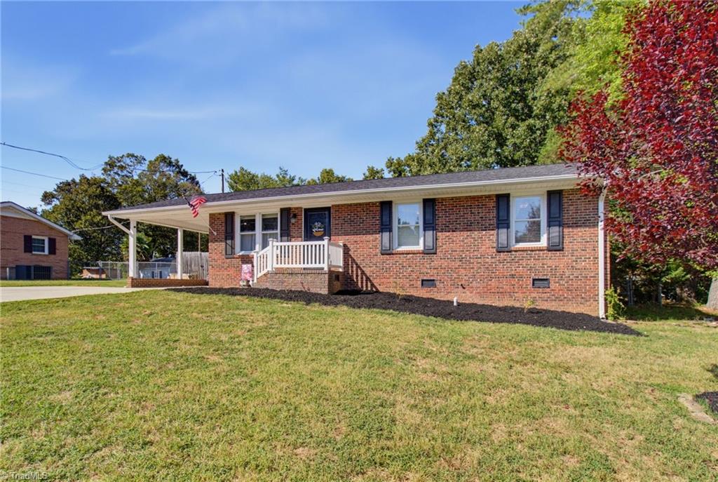 Photo of 309 Bedford Drive, Eden, NC 27288 (MLS # 1235987)