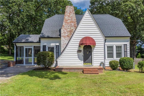Homes For Sale - 703 S Park Street<br/> Asheboro, NC 27203
