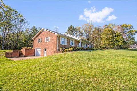 Photo for 520 S Bunker Hill Road
