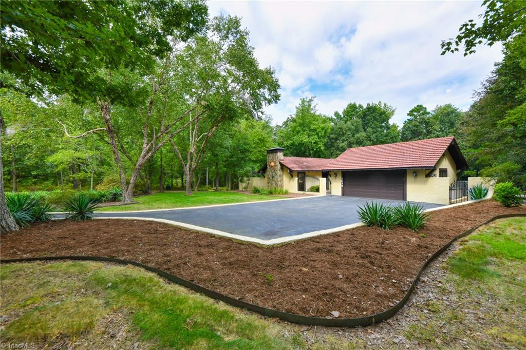 Julian, North Carolina 27283, United States, 3 Bedrooms Bedrooms, ,2 BathroomsBathrooms,Residential,Pending,200984