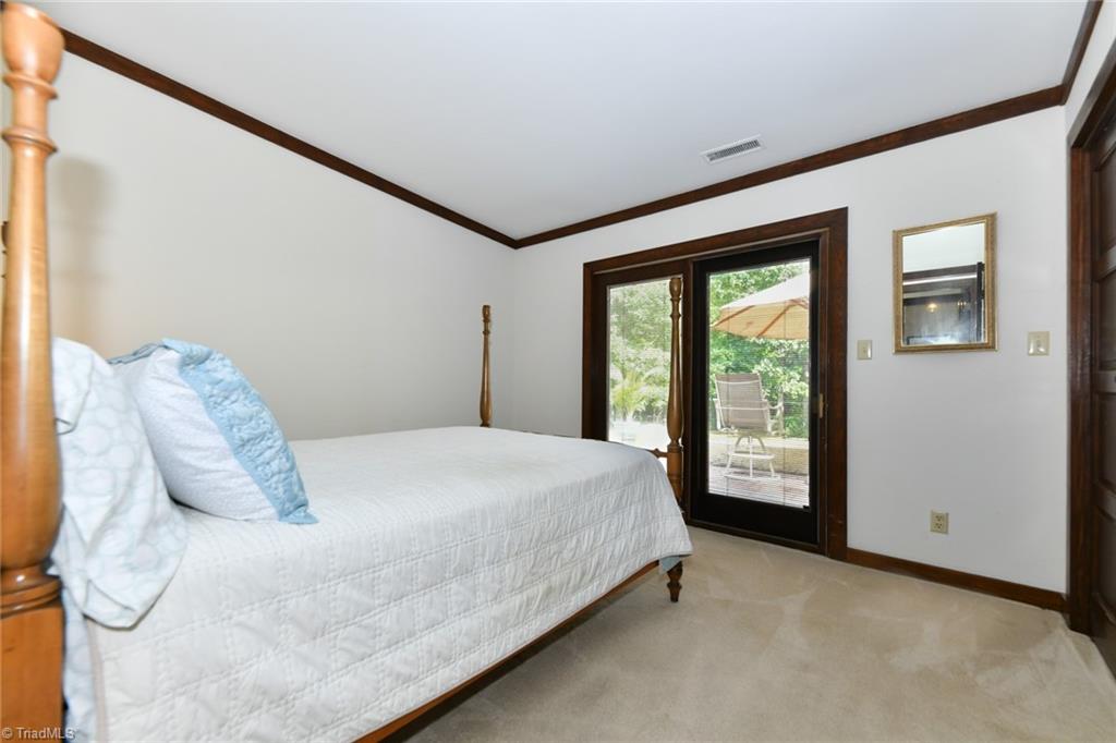 Julian, North Carolina 27283, United States, 3 Bedrooms Bedrooms, ,2 BathroomsBathrooms,Residential,Pending,200984