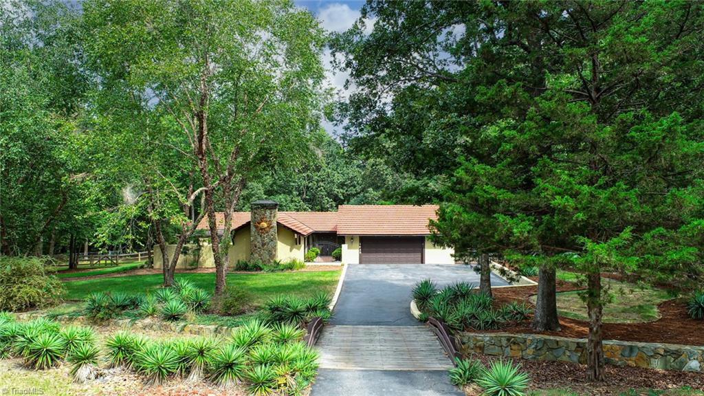 Julian, North Carolina 27283, United States, 3 Bedrooms Bedrooms, ,2 BathroomsBathrooms,Residential,Pending,200984