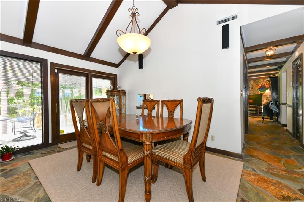 Julian, North Carolina 27283, United States, 3 Bedrooms Bedrooms, ,2 BathroomsBathrooms,Residential,Pending,200984