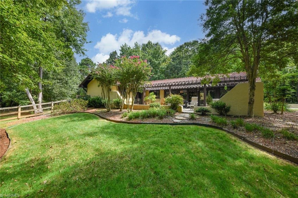 Julian, North Carolina 27283, United States, 3 Bedrooms Bedrooms, ,2 BathroomsBathrooms,Residential,Pending,200984