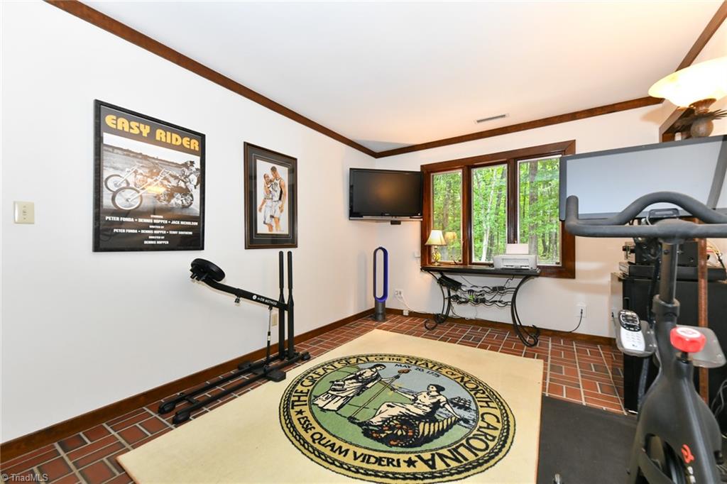 Julian, North Carolina 27283, United States, 3 Bedrooms Bedrooms, ,2 BathroomsBathrooms,Residential,Pending,200984