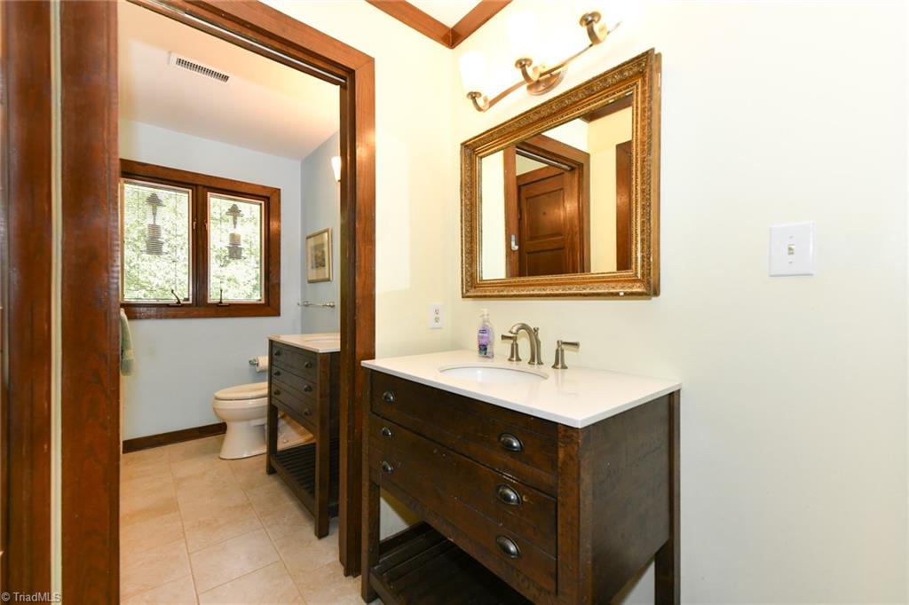 Julian, North Carolina 27283, United States, 3 Bedrooms Bedrooms, ,2 BathroomsBathrooms,Residential,Pending,200984