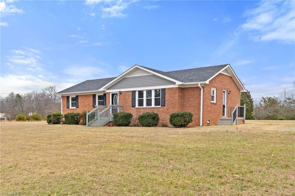 Photo of 8204 Nc Highway 68, Stokesdale, NC 27357 (MLS # 1211784)