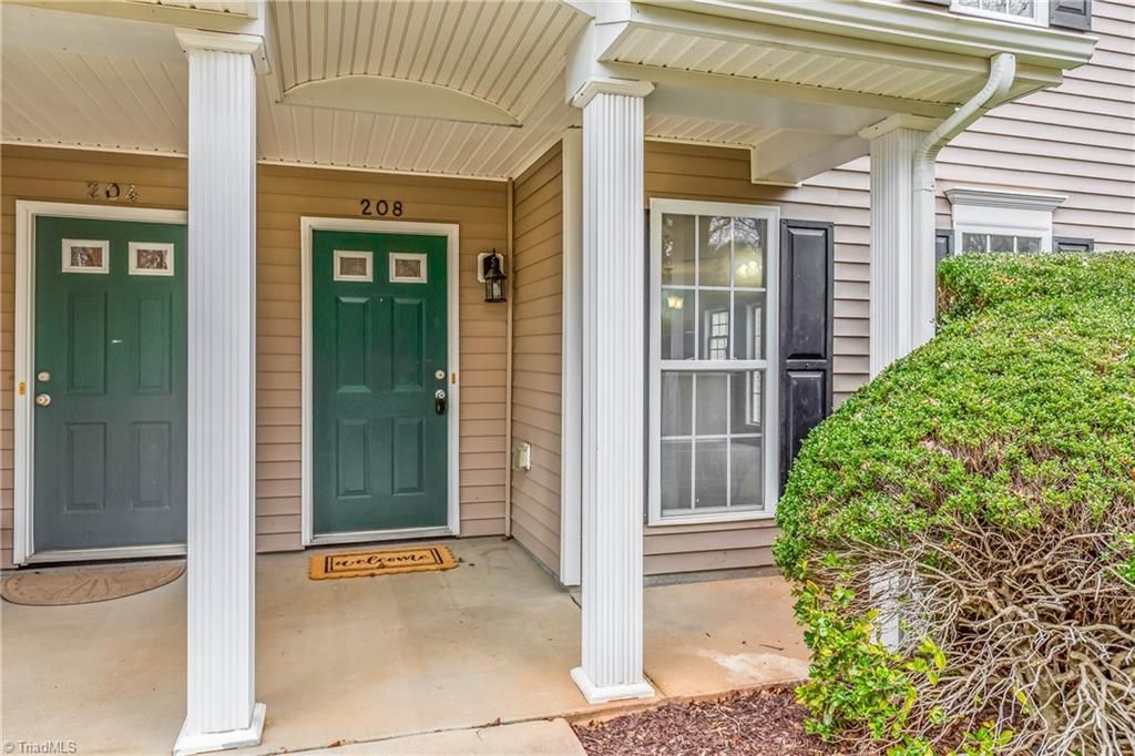 Photo of 208 Richmond Terrace, Kernersville, NC 27284 (MLS # 1206575)