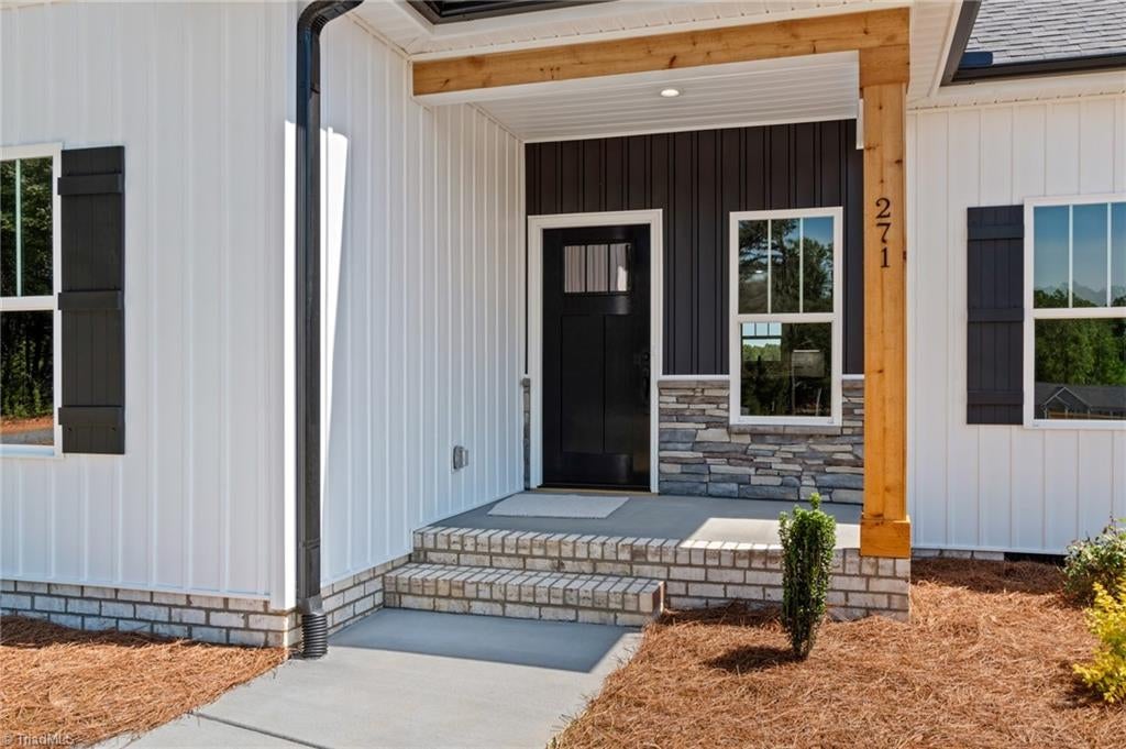 Photo of 186 O Farrell Street, Winston-Salem, NC 27107 (MLS # 1229484)