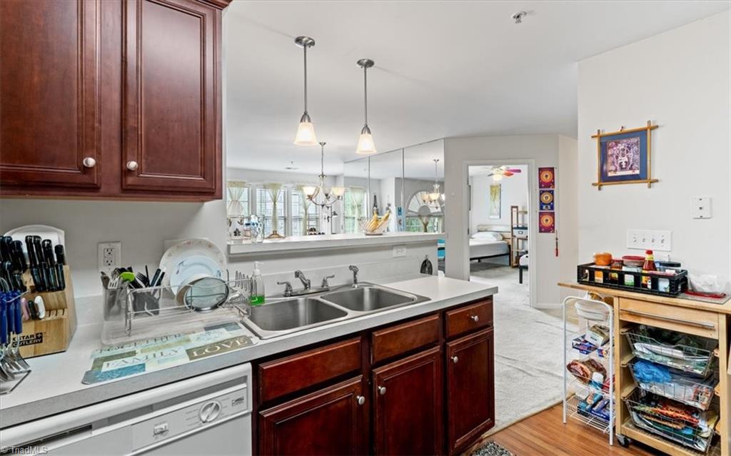 4702 Pennoak Lane, Greensboro, North Carolina image 13