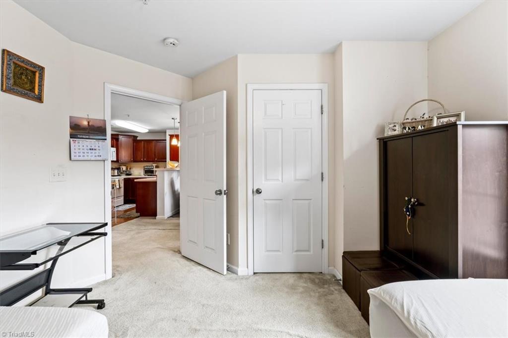 4702 Pennoak Lane, Greensboro, North Carolina image 20