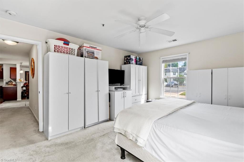 4702 Pennoak Lane, Greensboro, North Carolina image 18