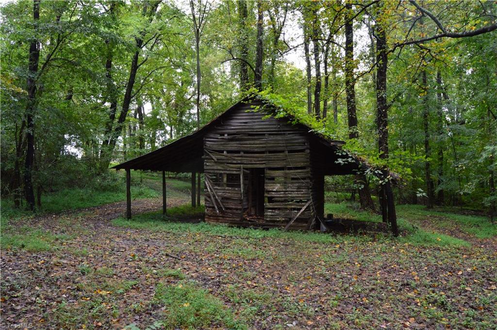 00 Ashley Loop, Eden, North Carolina image 4