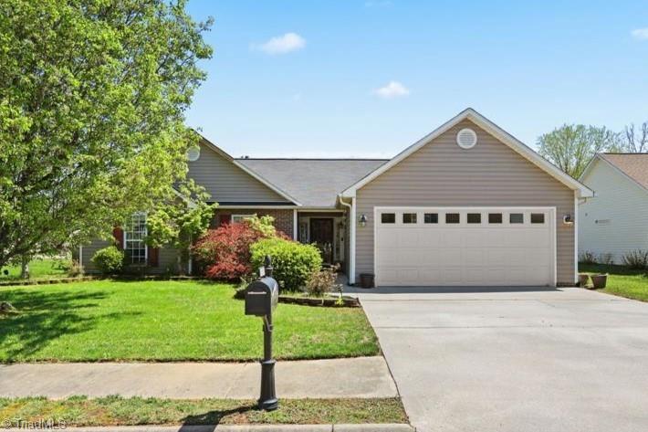 151 Misty Valley Road, Fletcher, North Carolina image 1
