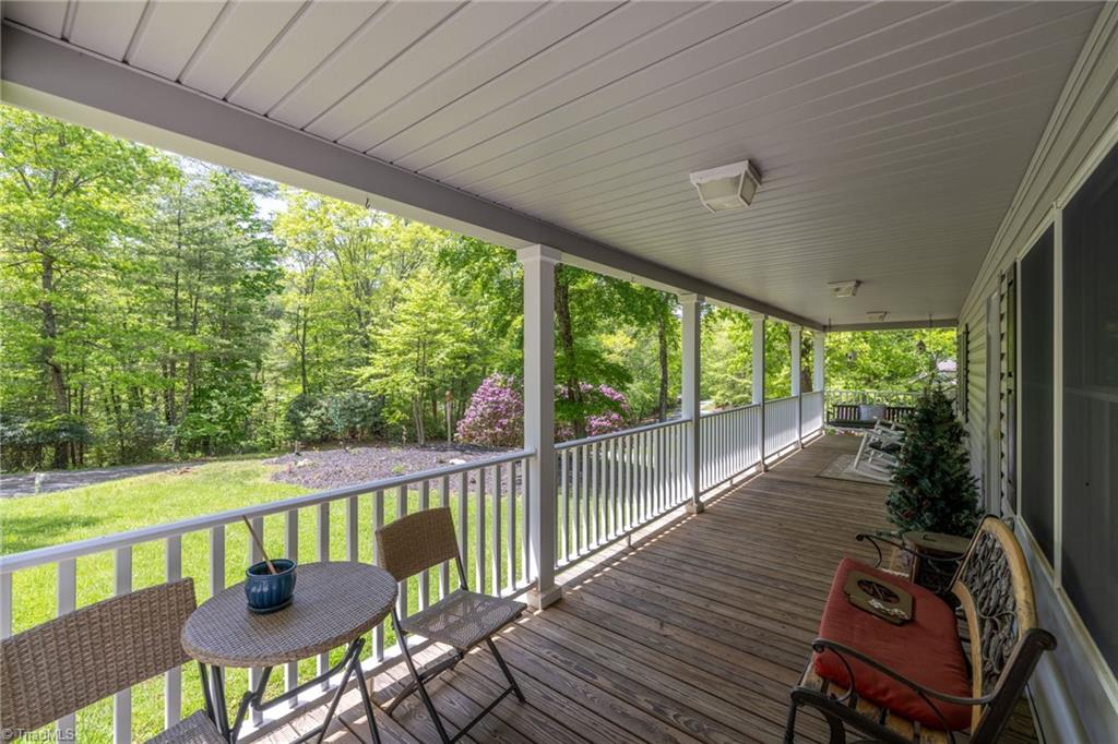 866 Rivers Edge Road, Sparta, North Carolina image 2