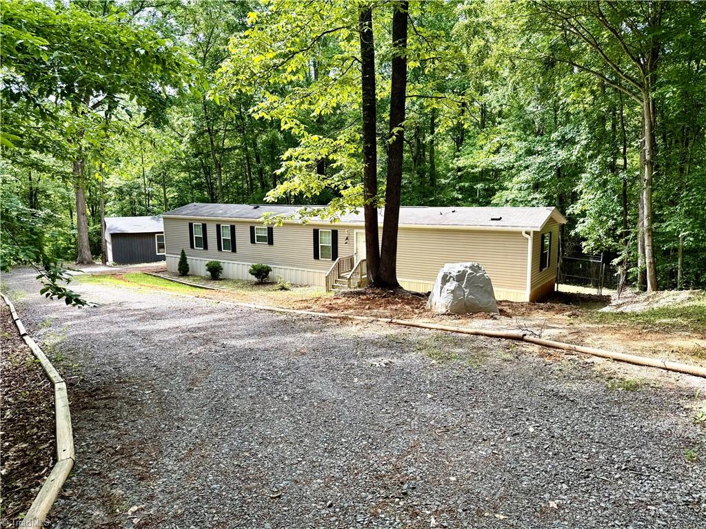 626 Vaughn Park Drive, Lewisville, North Carolina image 2