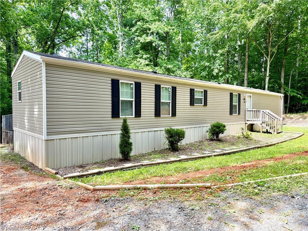 626 Vaughn Park Drive, Lewisville, North Carolina image 1