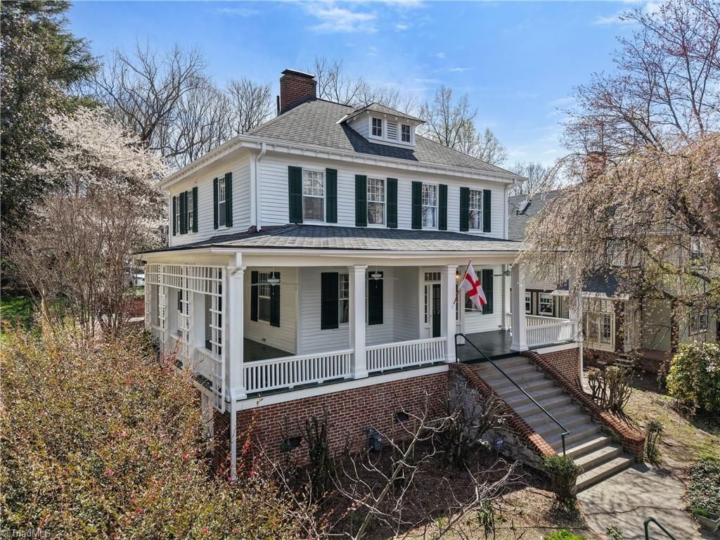 Photo of 1224 Glade Street, Winston-Salem, NC 27101 (MLS # 1214223)