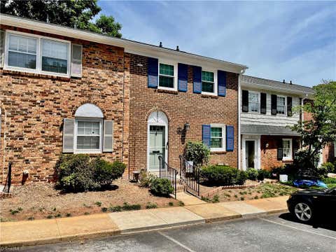 Townhouse For Sale - 2407 Patriot Way #B<br/> Greensboro, NC 27408