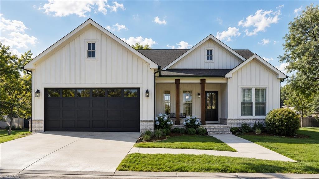 Photo of 2929 Durant Drive, Winston-Salem, NC 27107 (MLS # 1234782)