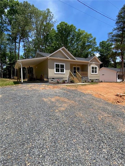 Homes For Sale - 607 Kendall Street<br/> Eden, NC 27288
