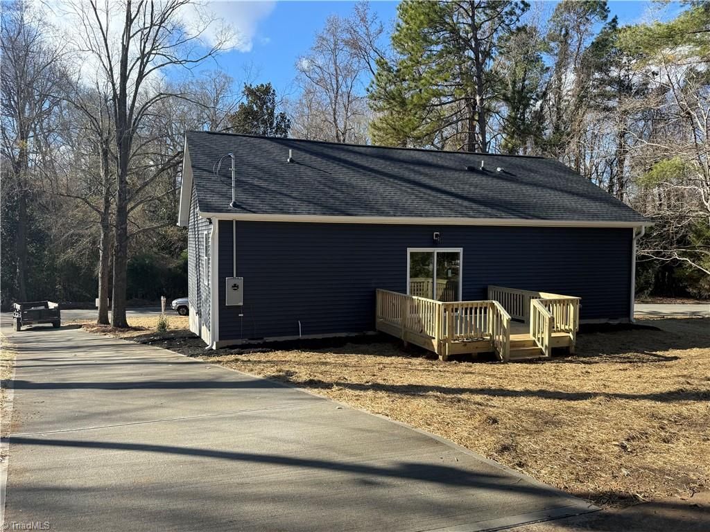 Photo of 1315 Springdale Drive, Burlington, NC 27215 (MLS # 1204535)