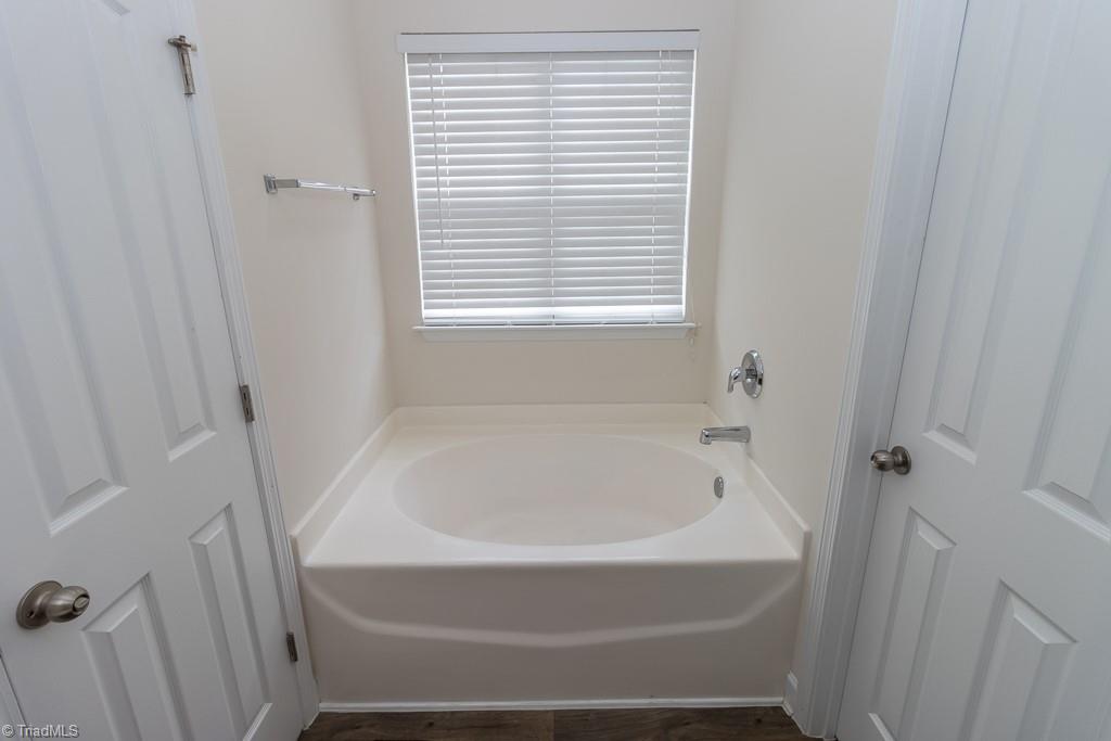 3934 Tarrant Trace Circle, High Point, North Carolina image 13