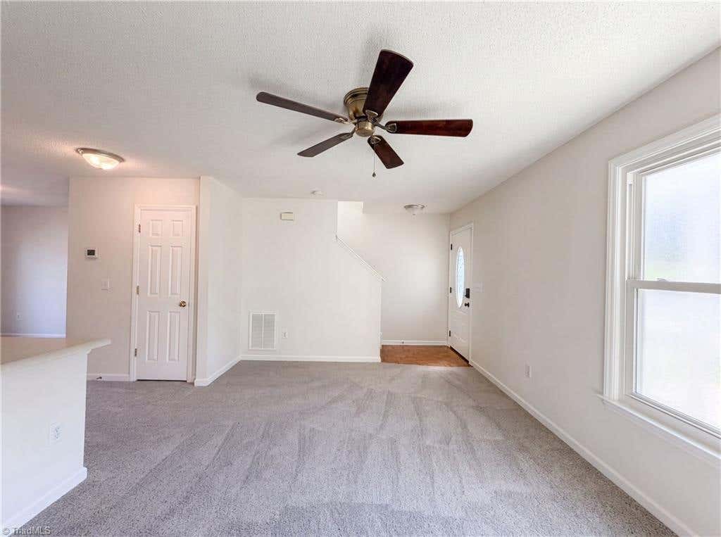 Photo of 889 Salem Pointe Lane, Winston-Salem, NC 27101 (MLS # 1230039)