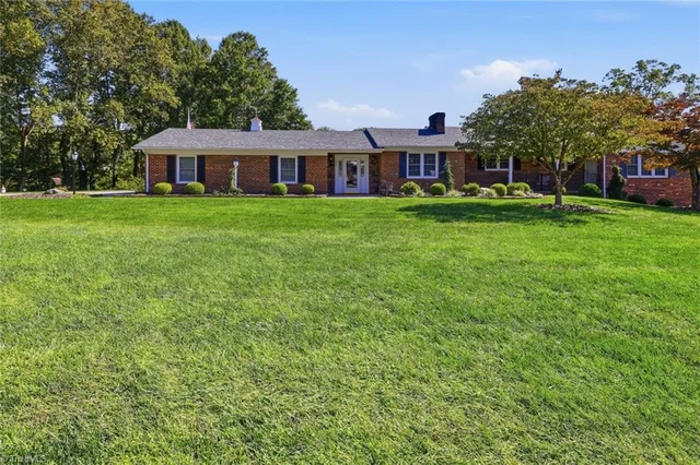 300 Oak Forest Circle, Millers Creek, NC, 28651