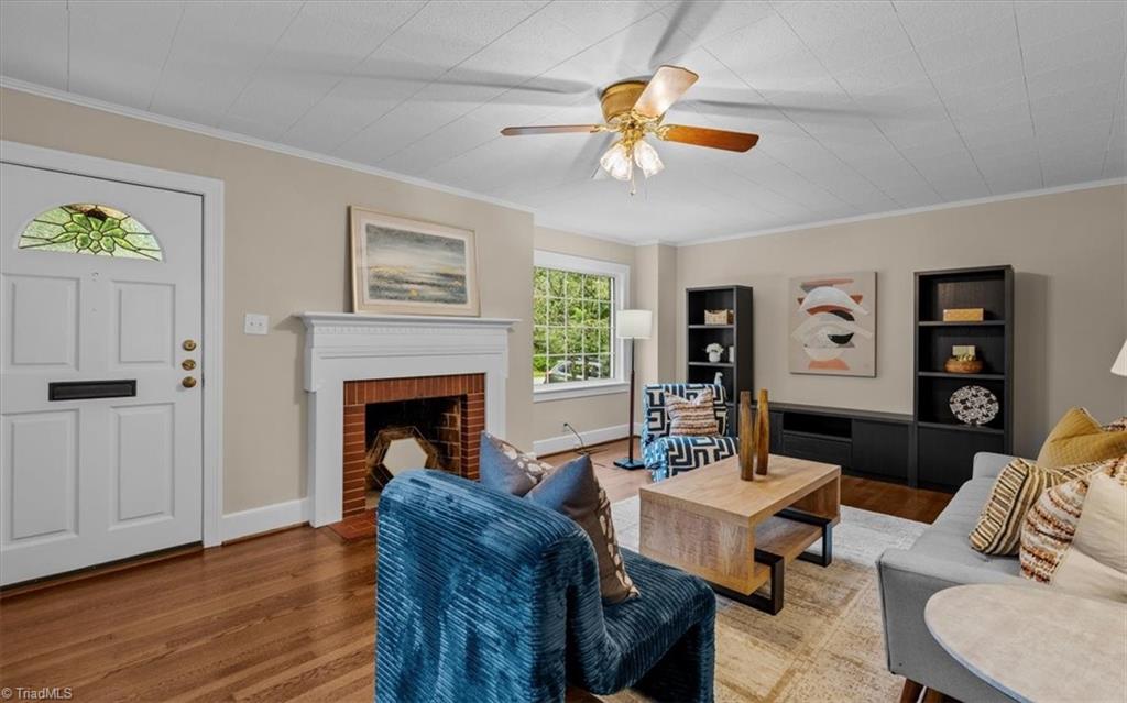 Photo of 212 Kensington Road, Greensboro, NC 27403 (MLS # 1237519)