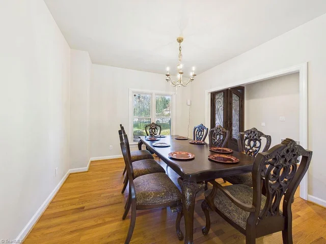 948 Aquaview Drive, photo 5 of 49