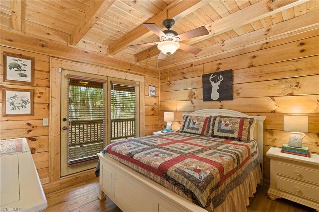 201 Cherokee Circle, Jefferson, North Carolina image 18