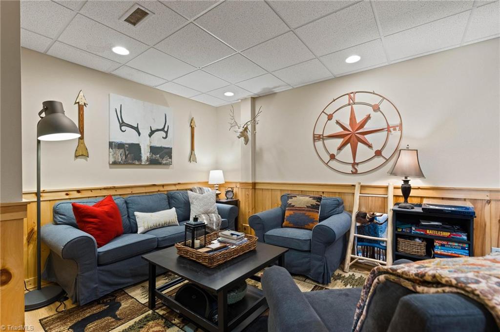 201 Cherokee Circle, Jefferson, North Carolina image 22