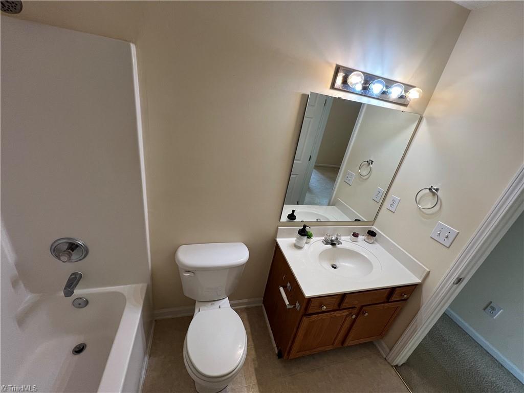 3931 Fountain Village Lane, High Point, North Carolina image 30