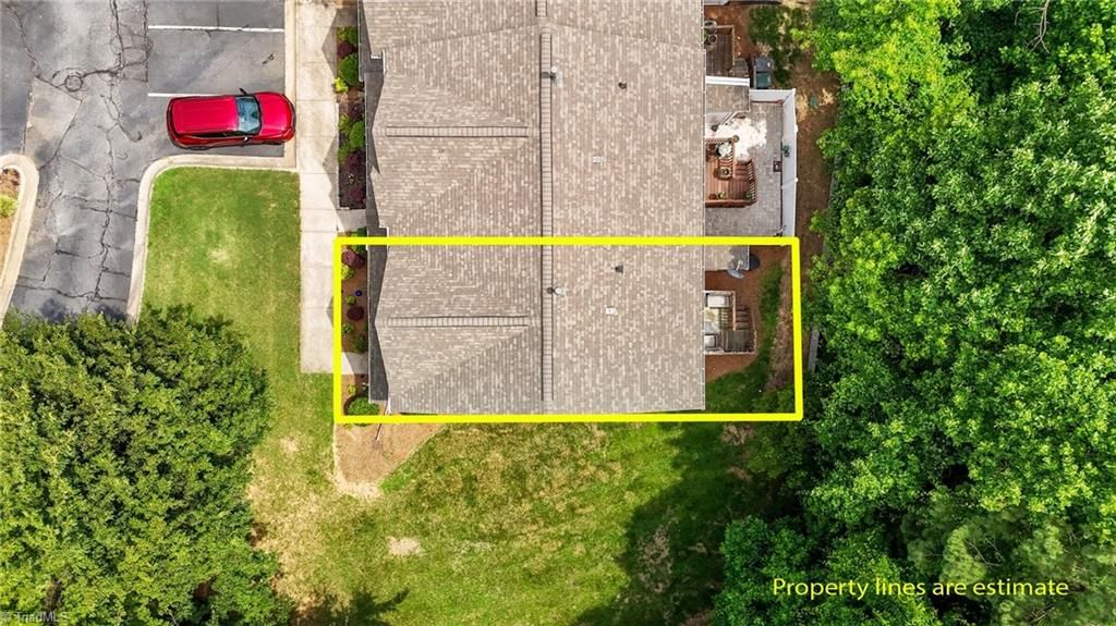 Photo of 2 Tannenbaum Circle, Greensboro, NC 27410 (MLS # 1208437)