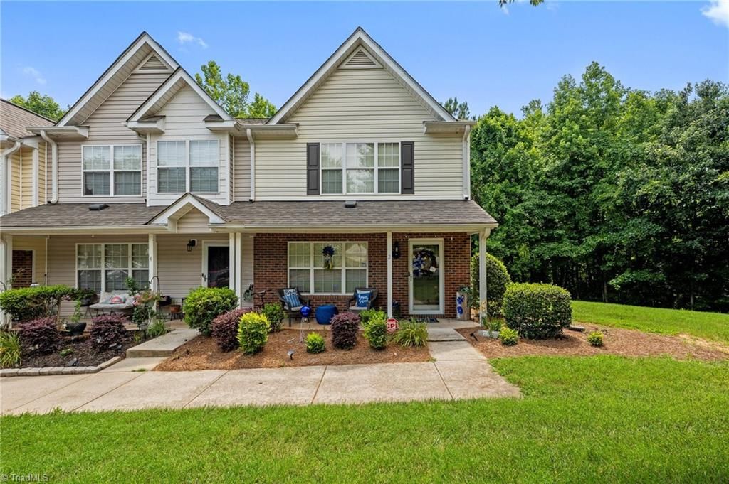 Photo of 2 Tannenbaum Circle, Greensboro, NC 27410 (MLS # 1208437)