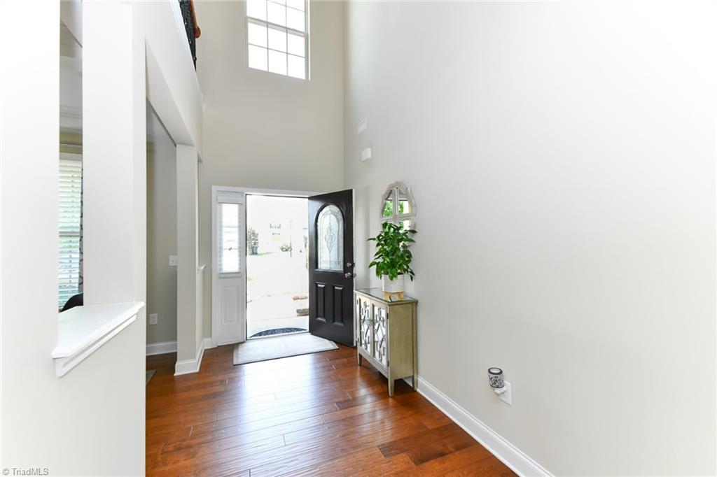 Kernersville, North Carolina 27284, United States, 4 Bedrooms Bedrooms, ,4 BathroomsBathrooms,Residential,Pending,43556